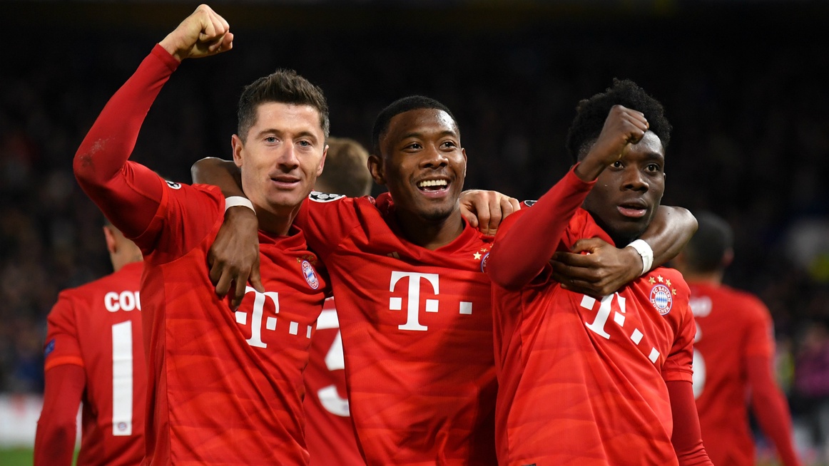 Lewandowski matches Ronaldo scoring feat as Bayern batter Chelsea