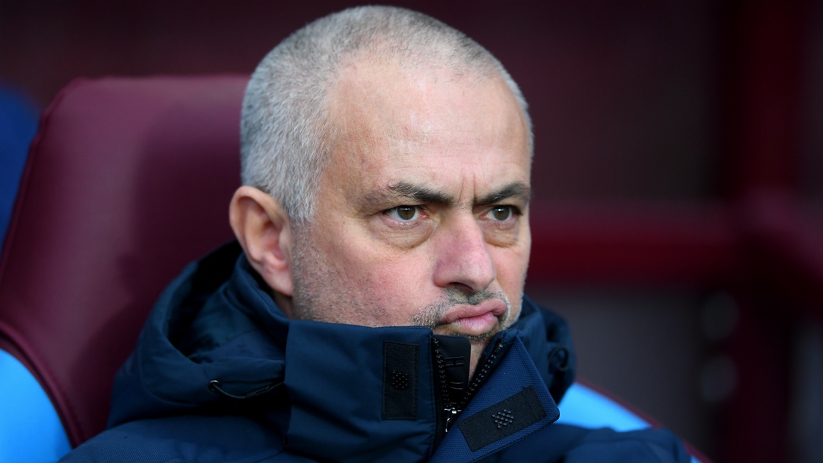 Mourinho: Chelsea favorites for top four ahead of London derby