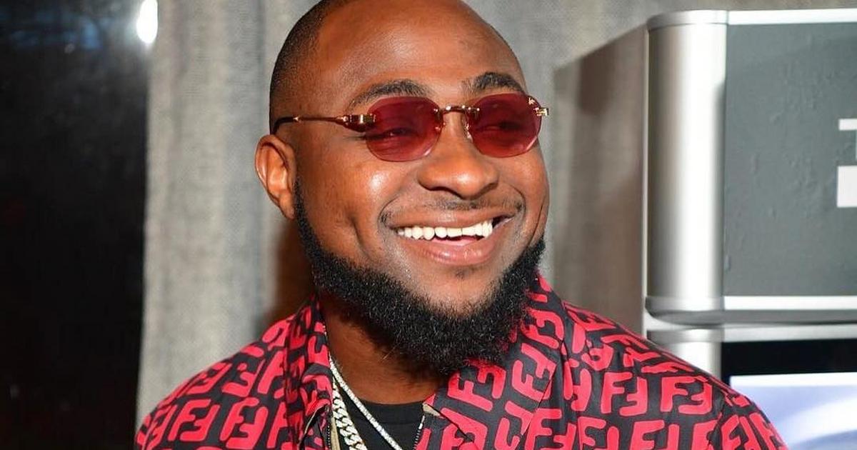 Davido unfazed by talk of father’s private jet