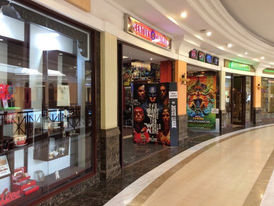 Amelia Kyambadde shuts down malls