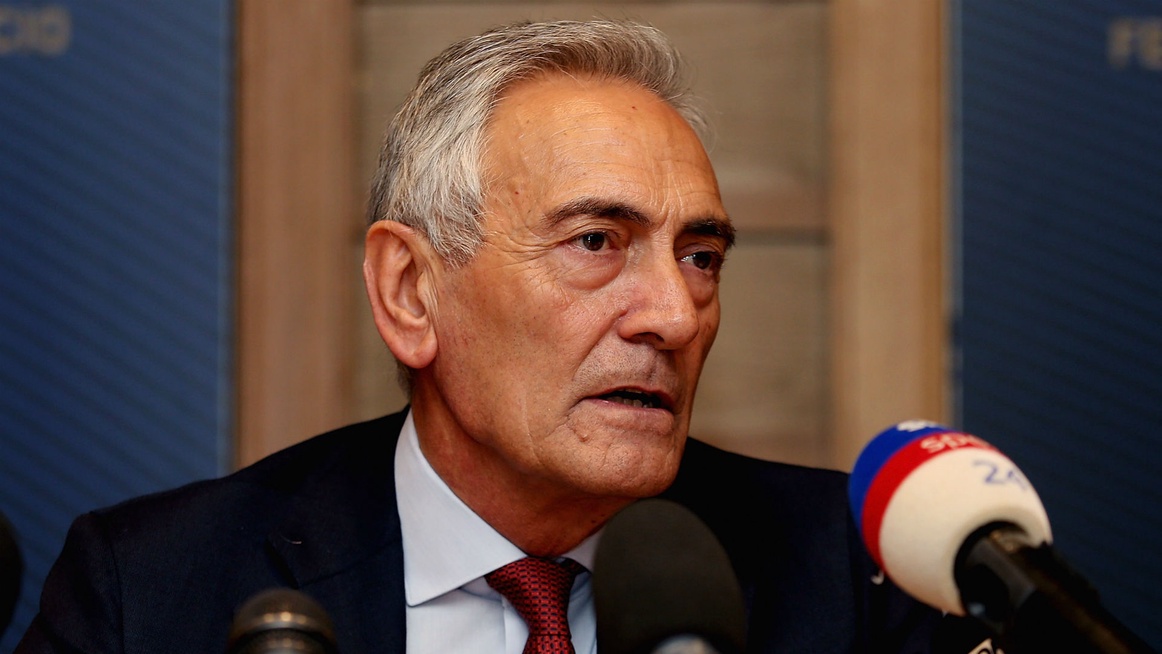 Coronavirus: FIGC president wants Euro 2020 postponed