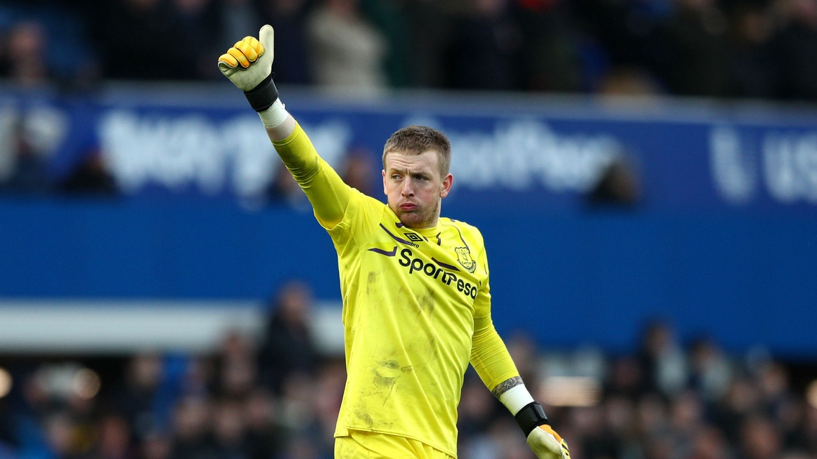England goalkeeper Pickford refutes self-isolation reports
