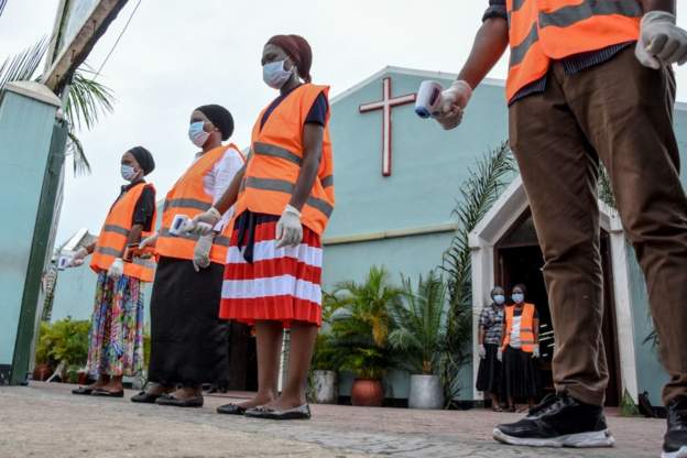 Coronavirus: Magufuli calls for a weekend of prayer