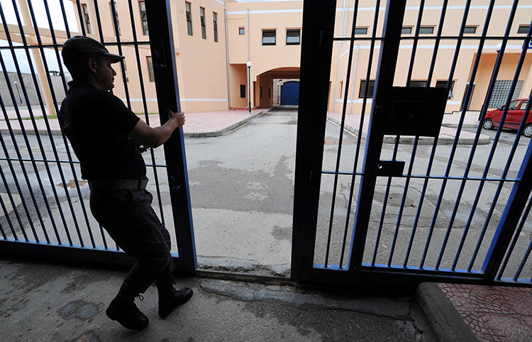 COVID-19: Algeria frees thousands of prisoners