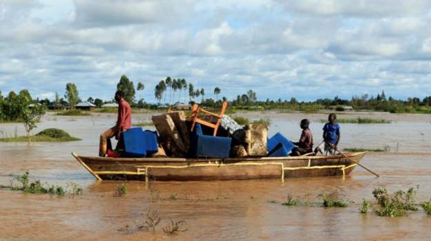 Floods kill 200 people in Kenya after heavy rains