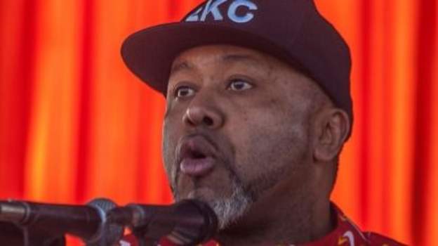Malawi VP’s campaign convoy stoned