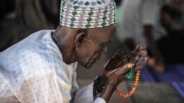 Lagos suspends reopening places of worship