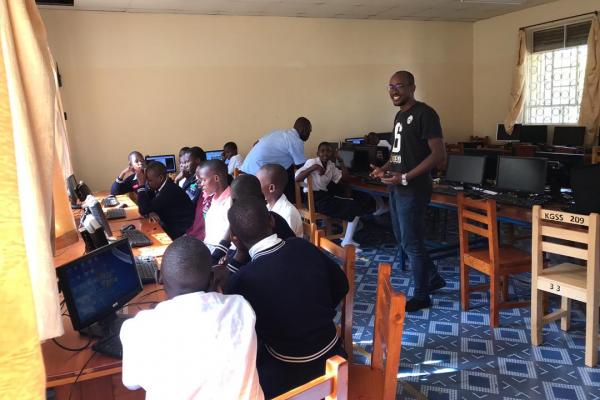 Gov’t to cut down on costs for online learning