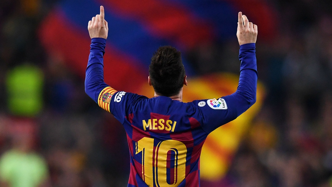 Lionel Messi ‘to stay at Barcelona until 2021’ after exit clause expires