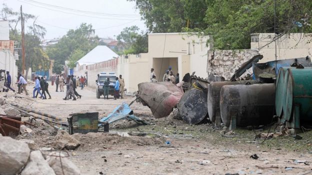 Somalia restaurant attack: Six killed by al-Shabab