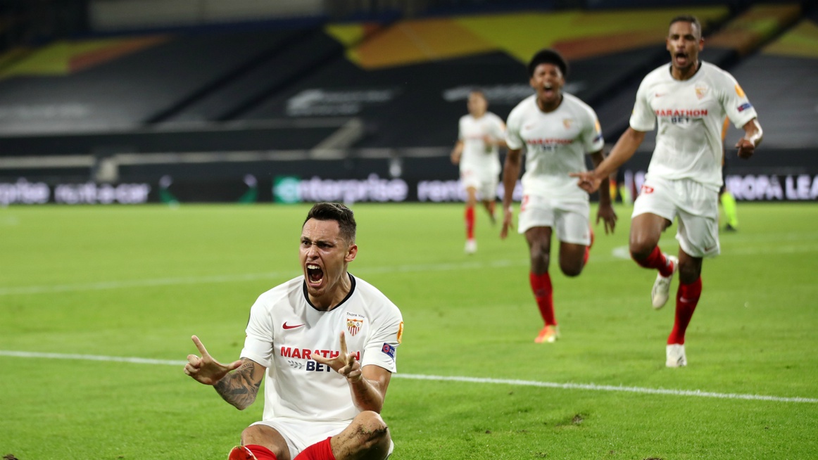 Wolves 0-1 Sevilla: Jimenez penalty miss costly as Ocampos sets up Man Utd semi-final