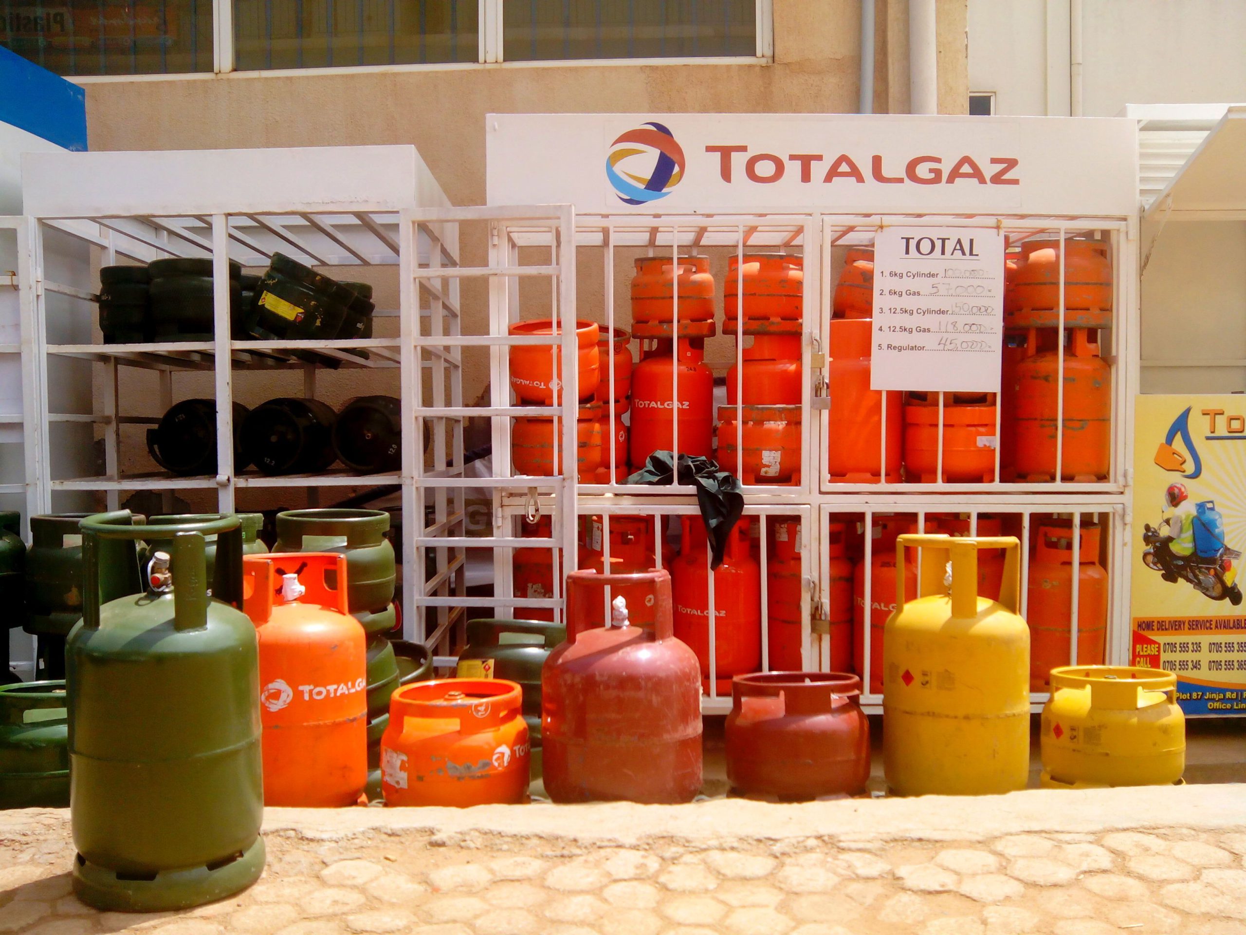 Cooking gas dealers gear up for price war