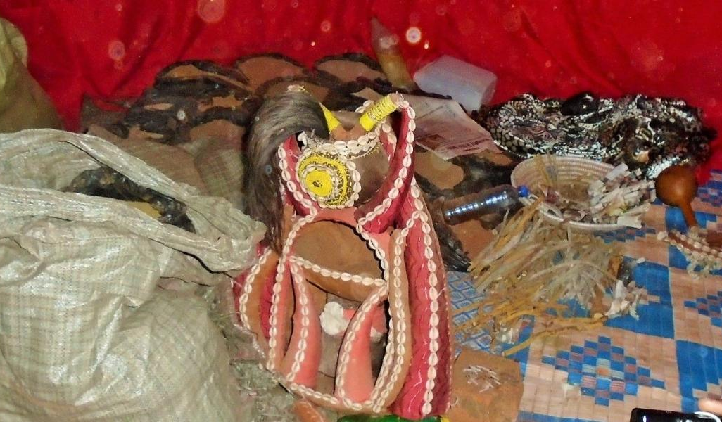 Witch doctor arrested after woman dies in his shrine